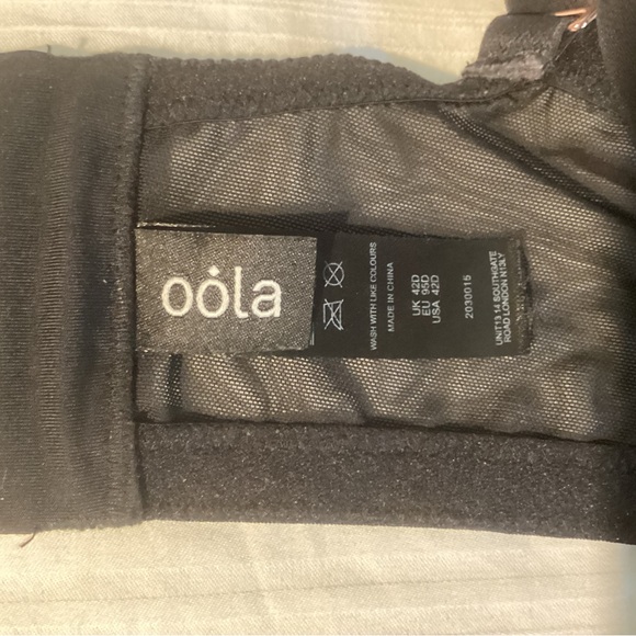 Oola brand black embroidered bra. - Picture 3 of 6
